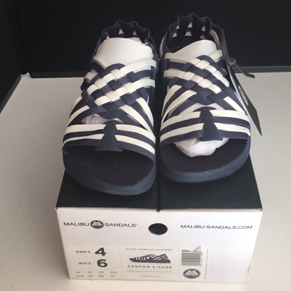 Malibu Canyon 2-tone unisex sandals M 4 W 6